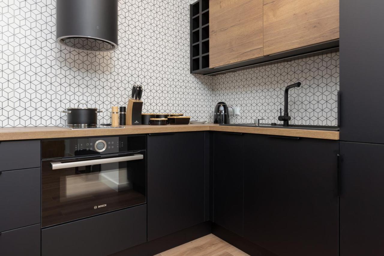 Srodmiescie Warsaw Muranow Apartments With Parking By Noclegi Renters エクステリア 写真