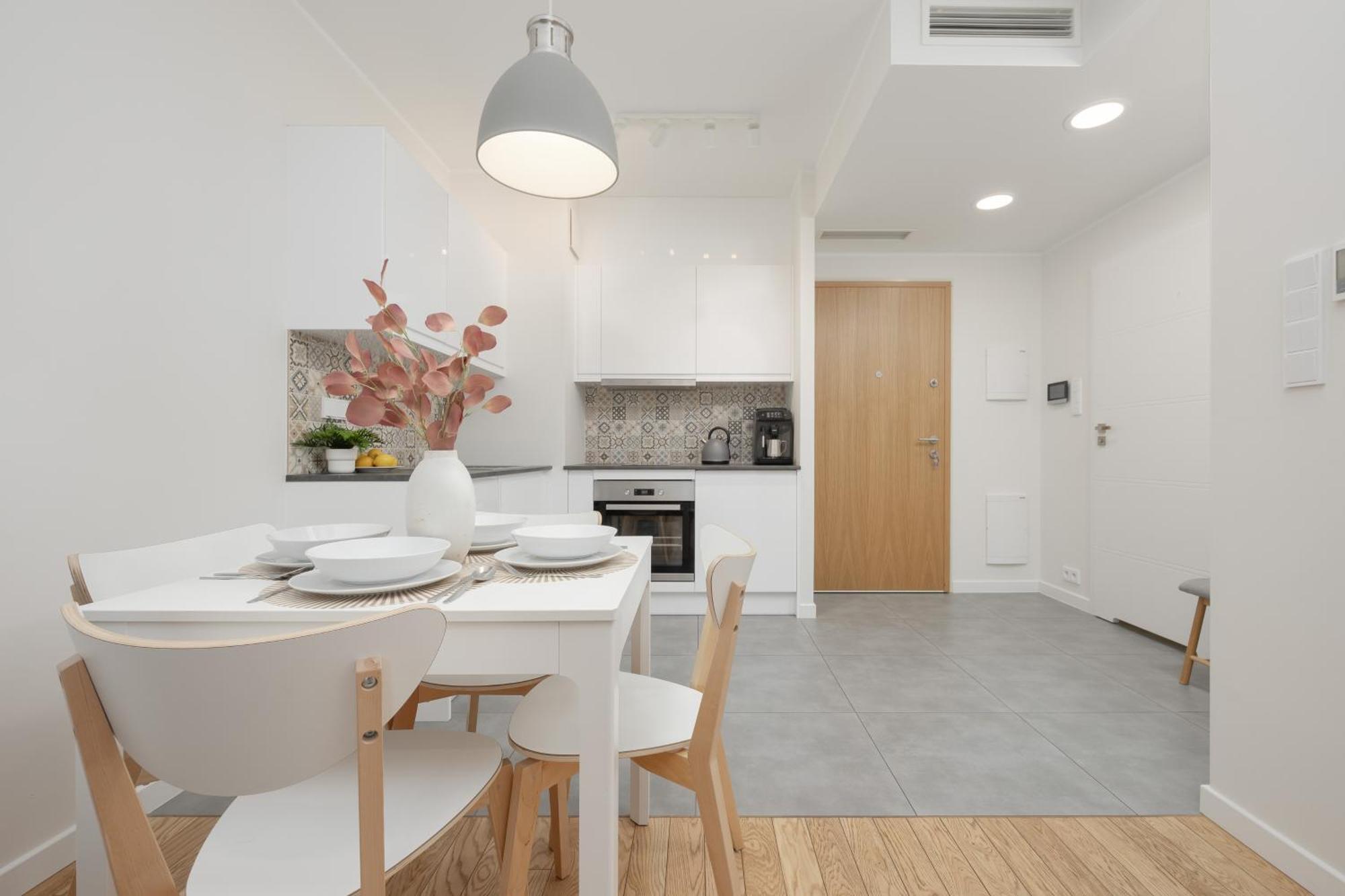 Srodmiescie Warsaw Muranow Apartments With Parking By Noclegi Renters エクステリア 写真