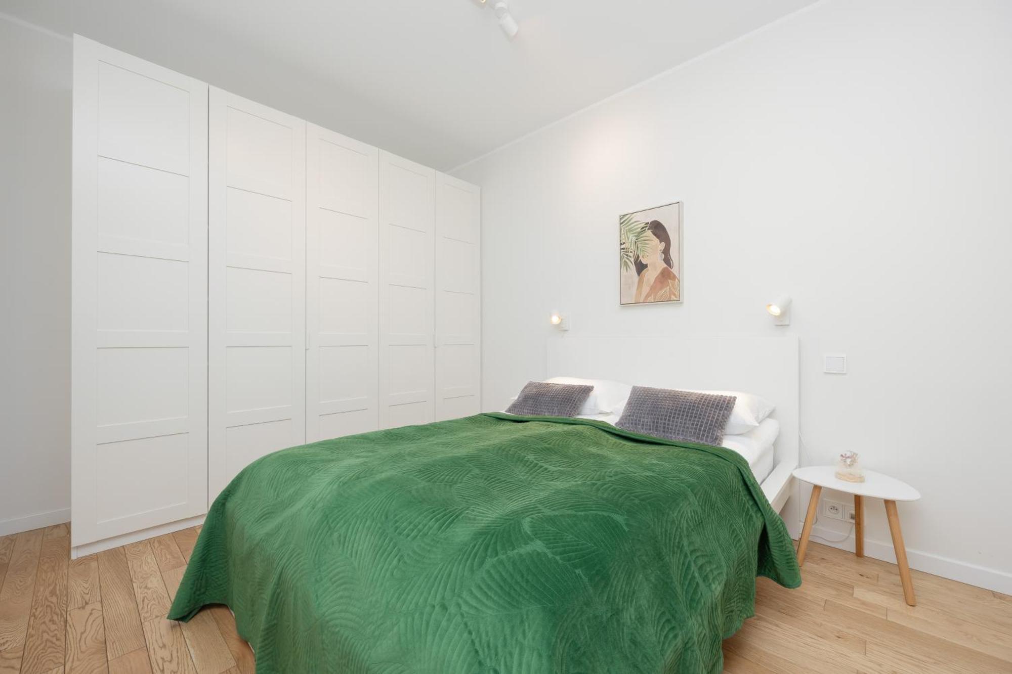 Srodmiescie Warsaw Muranow Apartments With Parking By Noclegi Renters エクステリア 写真