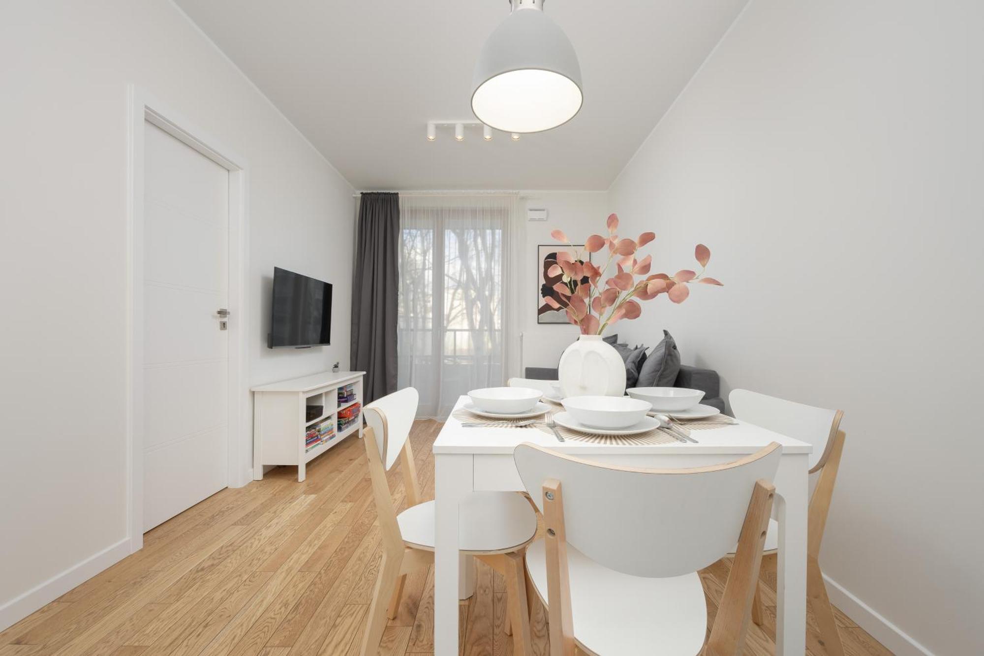Srodmiescie Warsaw Muranow Apartments With Parking By Noclegi Renters エクステリア 写真