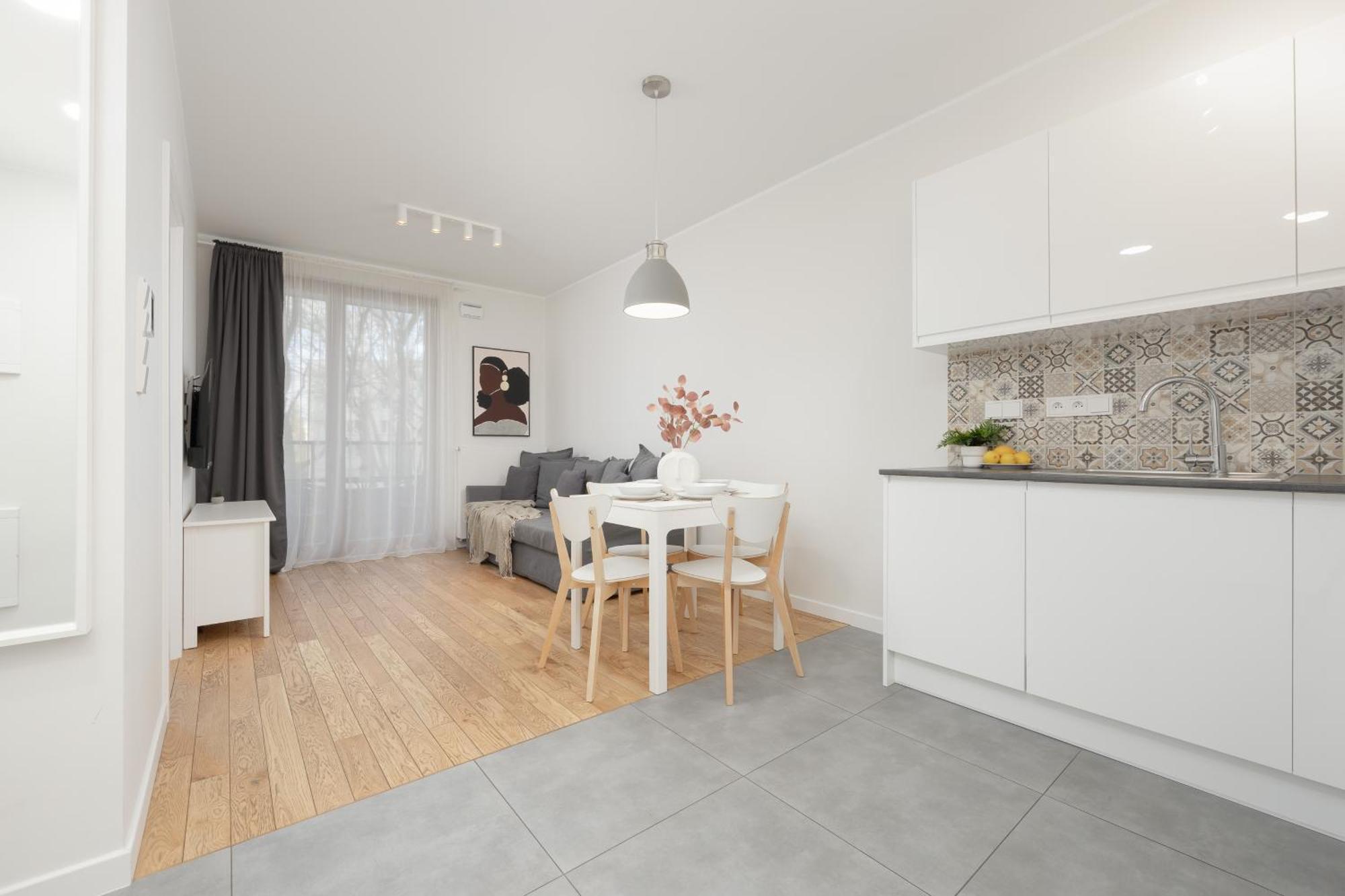 Srodmiescie Warsaw Muranow Apartments With Parking By Noclegi Renters エクステリア 写真